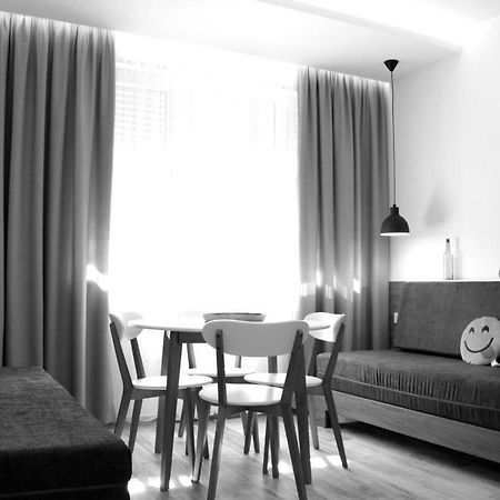 Urban Rooms Tiranë Luaran gambar