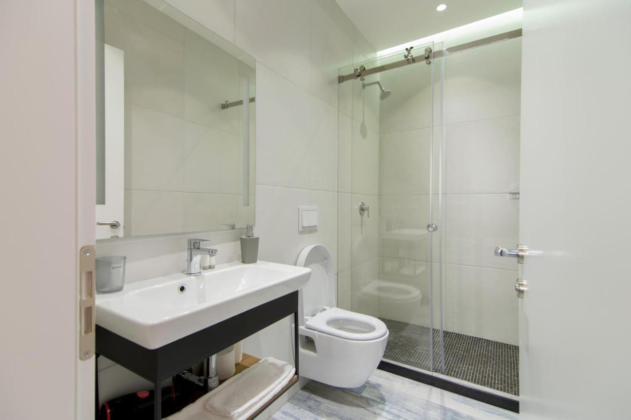 Urban Rooms Tiranë Luaran gambar