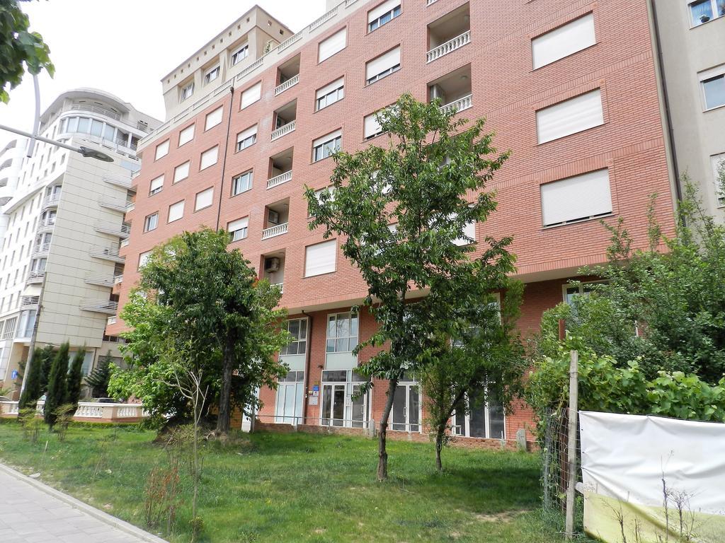 Urban Rooms Tiranë Luaran gambar