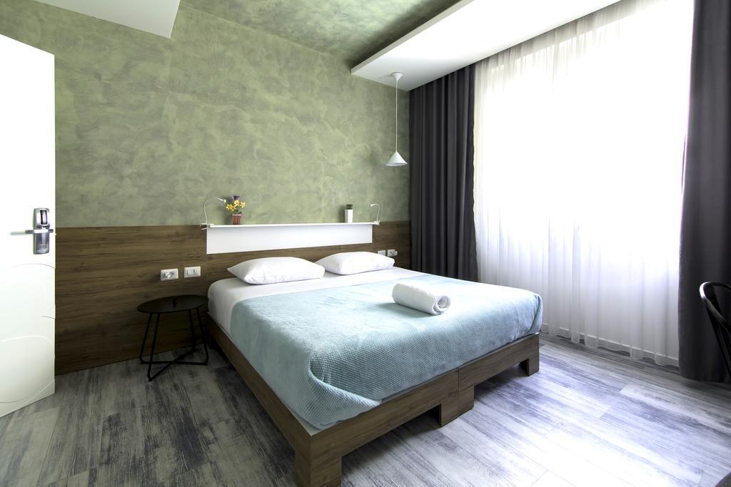 Urban Rooms Tiranë Luaran gambar