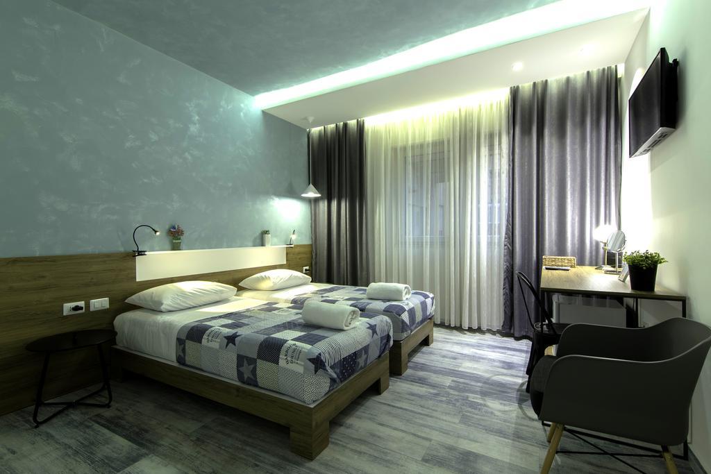 Urban Rooms Tiranë Luaran gambar